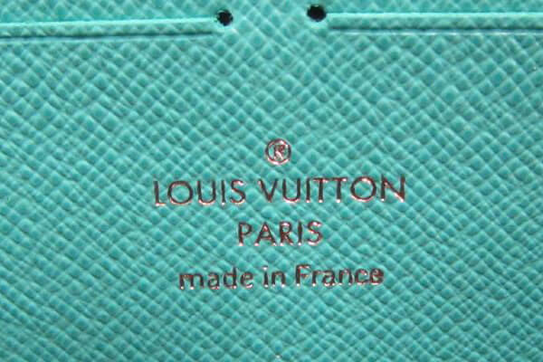 ルイヴィトン モノグラム スーパーコピーラウンドファスナー長財布ポルトフォイユ クレマンスM60858 ルイヴィトン モノグラム スーパーコピーラウンドファスナー長財布ポルトフォイユ クレマンスM60858