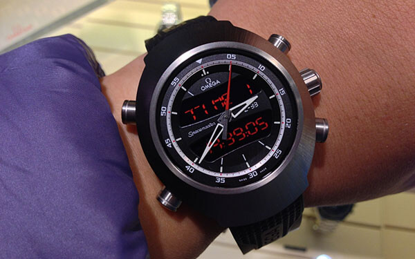 オメガ スピードマスター スーパーコピーZ‐33 325.92.43.79.01.001 オメガ スピードマスター スーパーコピーZ‐33 325.92.43.79.01.001