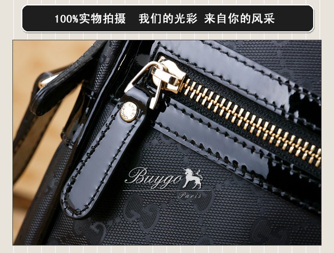 グッチ バッグ スーパーコピーグッチ ブラックプラス ショルダーバッグ 233268 FCIEG 9643 グッチ バッグ スーパーコピーグッチ ブラックプラス ショルダーバッグ 233268 FCIEG 9643