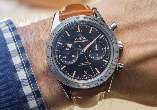 オメガ スピードマスター スーパーコピーRef.331.12.42.51.01.002 オメガ スピードマスター スーパーコピーRef.331.12.42.51.01.002
