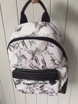 バレンシアガ バッグ スーパーコピーリュック マーブルキャンバス&レザーバックパック バレンシアガ バッグ スーパーコピーリュック マーブルキャンバス&レザーバックパック