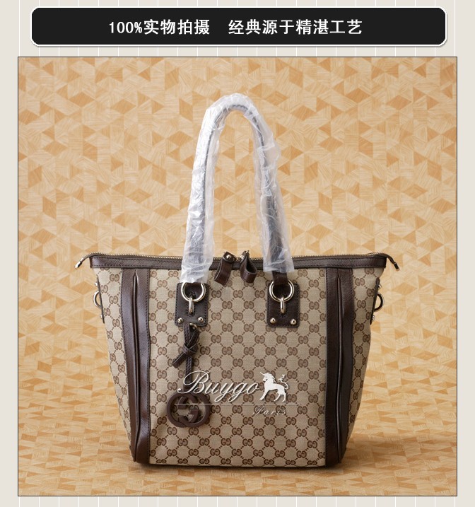 グッチ バッグ スーパーコピーグッチ 2WAYショルダーバッグ GUCCIチャーム 247281 F4CLG 9794 グッチ バッグ スーパーコピーグッチ 2WAYショルダーバッグ GUCCIチャーム 247281 F4CLG 9794