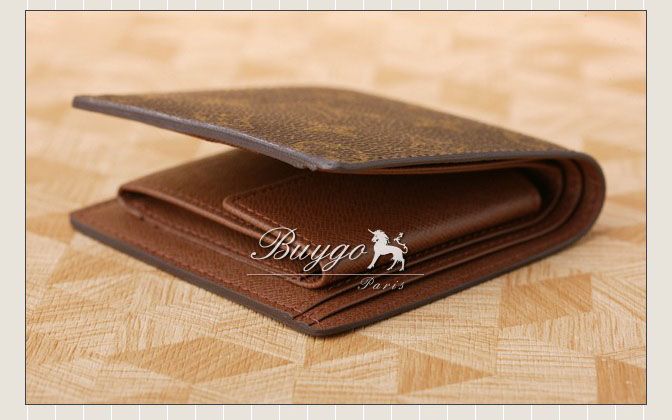 ルイヴィトン 財布 スーパーコピールイヴィトンM61675 モノグラム ポルトフォイユ・マルコ 2つ折財布 ルイヴィトン 財布 スーパーコピールイヴィトンM61675 モノグラム ポルトフォイユ・マルコ 2つ折財布