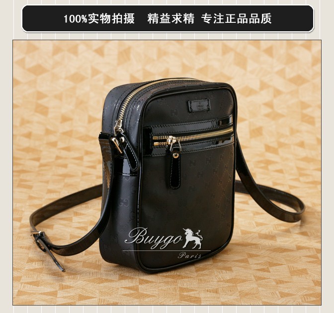 グッチ バッグ スーパーコピーグッチ ブラックプラス ショルダーバッグ 233268 FCIEG 9643 グッチ バッグ スーパーコピーグッチ ブラックプラス ショルダーバッグ 233268 FCIEG 9643