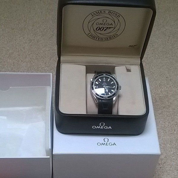 オメガ シーマスター スーパーコピー2907.50.91 プラネットオーシャン オメガ 007 カジノロワイヤル ラバー ブラック