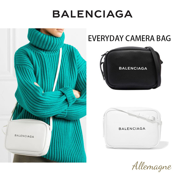 バレンシアガ ショルダーバッグポシェット ホワイト スーパーコピー バレンシアガ 489809 D6W2N 9060 EVERYDAY CAMERA BAG カメ バレンシアガ ショルダーバッグポシェット ホワイト スーパーコピー バレンシアガ 489809 D6W2N 9060 EVERYDAY CAMERA BAG カメ