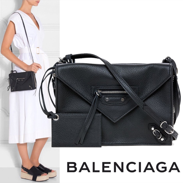 バレンシアガ ショルダーバッグ ポシェット Papier Triple XS Zip Around Crossbody スーパーコピー バレンシアガ ショルダーバッグ ポシェット Papier Triple XS Zip Around Crossbody スーパーコピー
