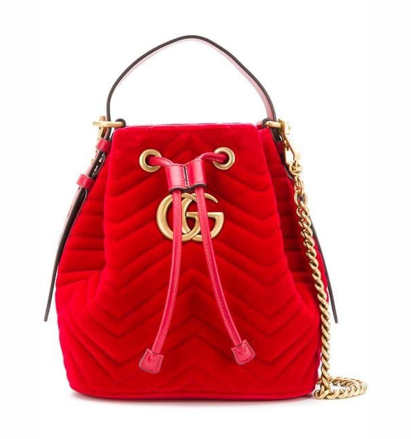 グッチ偽物【2020日本未発売新作 】グッチ GGマーモント ベルベット 巾着バッグ グッチ偽物【2020日本未発売新作 】グッチ GGマーモント ベルベット 巾着バッグ