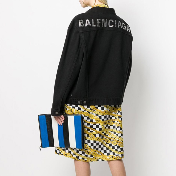 バレンシアガ(バレンシアガ)レプリカ 19-20AW BL066 HOODED WINDBREAKER 556168TYD361000 バレンシアガ(バレンシアガ)レプリカ 19-20AW BL066 HOODED WINDBREAKER 556168TYD361000