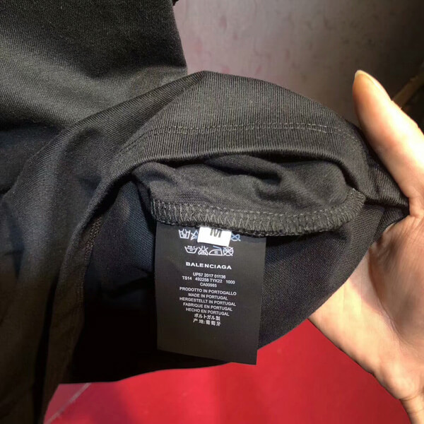 バレンシアガ tシャツ 偽物 100% コットン 主役級なTシャツは1枚でシンプルに バレンシアガ tシャツ 偽物 100% コットン 主役級なTシャツは1枚でシンプルに