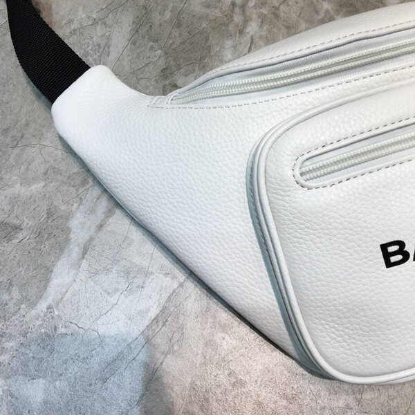 バレンシアガ ウエストポーチ スーパーコピー バレンシアガ ベルトバッグ Everyday leather バレンシアガ ウエストポーチ スーパーコピー バレンシアガ ベルトバッグ Everyday leather