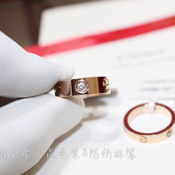 カルティエ リング コピー カルティエ 指輪 K18PG ダイヤ1p エングレーヴドB40874 新品 カルティエ リング コピー カルティエ 指輪 K18PG ダイヤ1p エングレーヴドB40874 新品