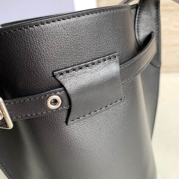 セリーヌ ビッグバッグ タン 偽物 セリーヌ バケット ナノ BIG BAG BUCKET NANO BLACK187243A4U.38NO セリーヌ ビッグバッグ タン 偽物 セリーヌ バケット ナノ BIG BAG BUCKET NANO BLACK187243A4U.38NO