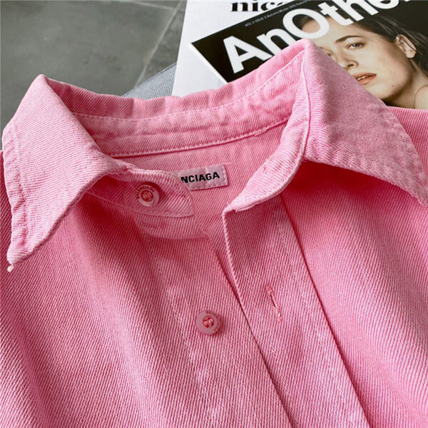 バレンシアガ 偽物 トンシャツ バレンシアガ トーンオントーンのマザーオブパールボタン バレンシアガ 偽物 トンシャツ バレンシアガ トーンオントーンのマザーオブパールボタン