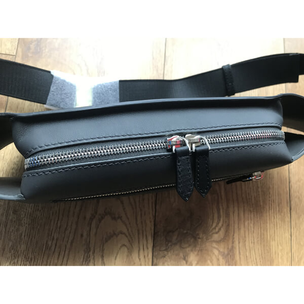 バレンシアガ ボディバッグ 偽物 アウトレット バレンシアガ☆レザーボディーバッグ433625 CNT2N 1360 バレンシアガ ボディバッグ 偽物 アウトレット バレンシアガ☆レザーボディーバッグ433625 CNT2N 1360