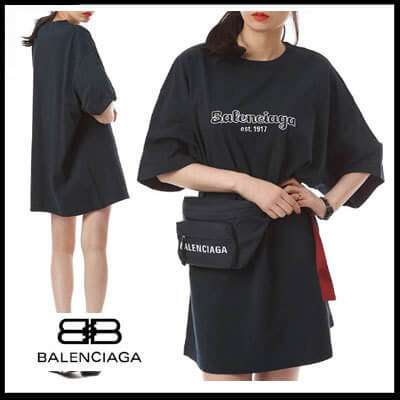 バレンシアガ tシャツ 偽物 EST 1917 OVERSIZE T-SHIRT 583214 TFV44 8502 バレンシアガ tシャツ 偽物 EST 1917 OVERSIZE T-SHIRT 583214 TFV44 8502