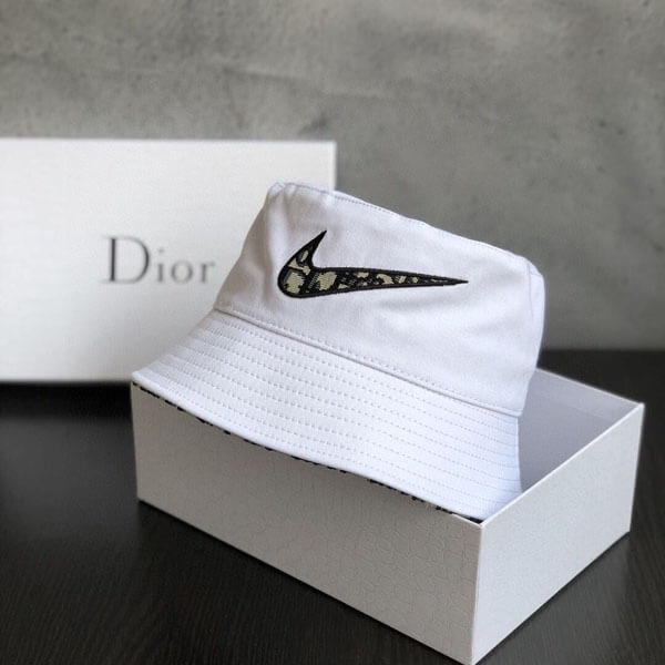 ナイキ ディオール キャップ ディオール 偽物 Jordan Wings Bucket Hat 超激レア Air ディオール ナイキ ディオール キャップ ディオール 偽物 Jordan Wings Bucket Hat 超激レア Air ディオール