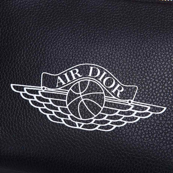 ナイキ コラボ ブランド偽物 AIR ディオール ジョーダンコラボショルダ バック ネイビー ナイキ コラボ ブランド偽物 AIR ディオール ジョーダンコラボショルダ バック ネイビー