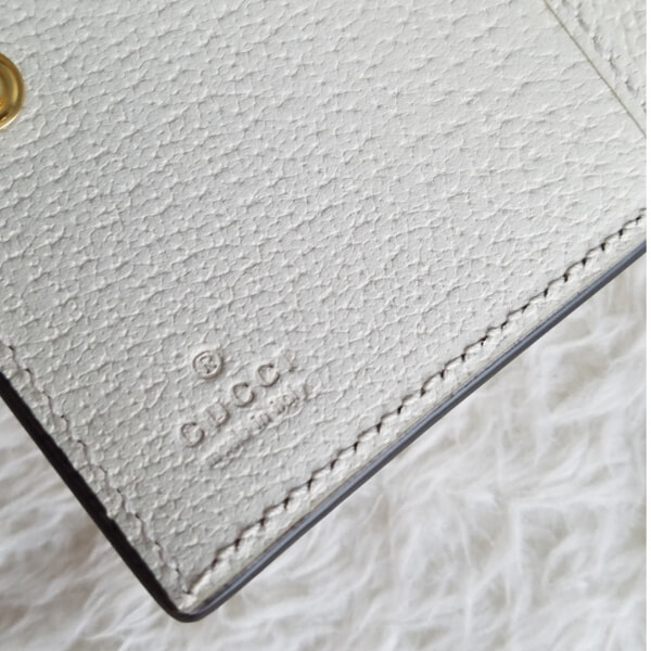 破格値 グッチ(グッチ) GG Ladies Bee Wallet 三つ折り財布 偽物 453155 DJ2KG 9089 破格値 グッチ(グッチ) GG Ladies Bee Wallet 三つ折り財布 偽物 453155 DJ2KG 9089