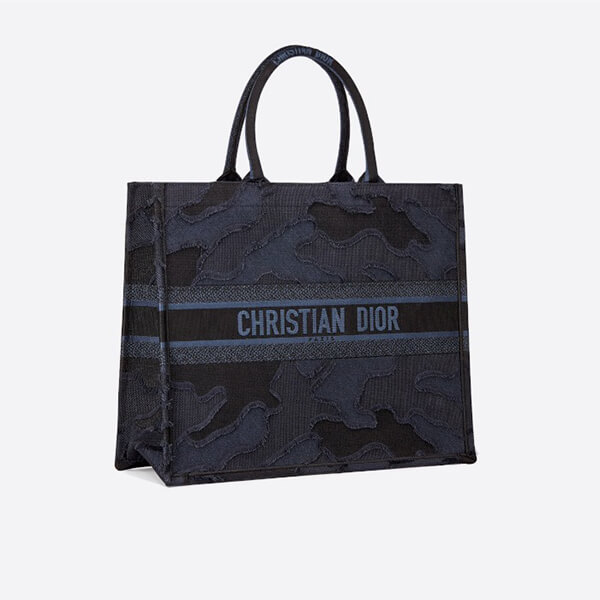 日本未入荷◆ディオール◆ディオール BOOK TOTE カモフラージュ トート偽物 M1286ZWAH_M989 日本未入荷◆ディオール◆ディオール BOOK TOTE カモフラージュ トート偽物 M1286ZWAH_M989