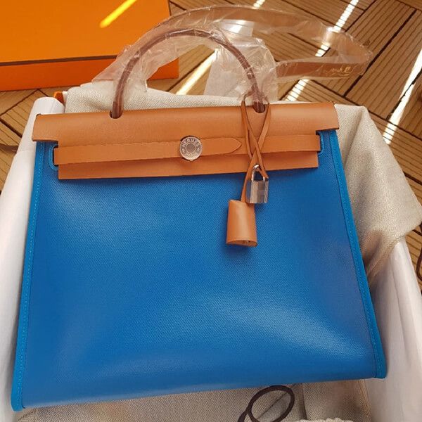 エルメス ショルダーバッグ Herbag Zip 31 H068675CKAV エルメス ショルダーバッグ Herbag Zip 31 H068675CKAV