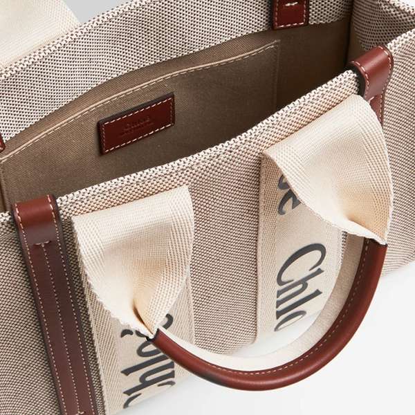 クロエ☆SMALL WOODY TOTE BAG☆スモールトートバッグ CHC21US385E6690U クロエ☆SMALL WOODY TOTE BAG☆スモールトートバッグ CHC21US385E6690U