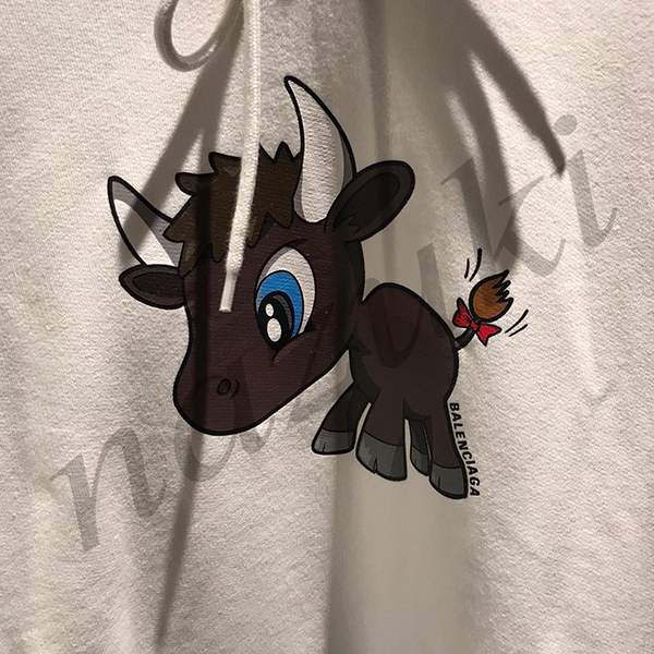 バレンシアガ#リトルOXジップ付きパーカー/フーディ 2101-164-0126NY バレンシアガ#リトルOXジップ付きパーカー/フーディ 2101-164-0126NY