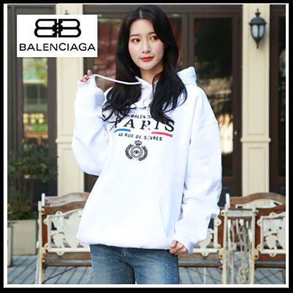 バレンシアガ★PARIS ロゴフーディ White 578135 TGV49 9000 バレンシアガ★PARIS ロゴフーディ White 578135 TGV49 9000