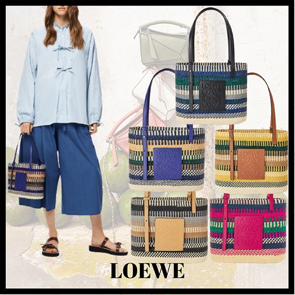 ロエベ人気の新作◇スモールスクエアバスケットバッグ 偽物 A223099X07 ロエベ人気の新作◇スモールスクエアバスケットバッグ 偽物 A223099X07