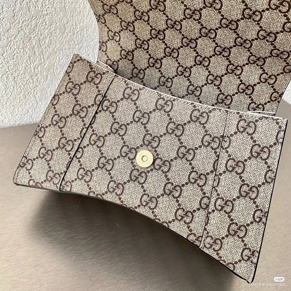 グッチ バレンシアガ バッグ 偽物 コラボ ホーボー GG オールオーバーロゴ