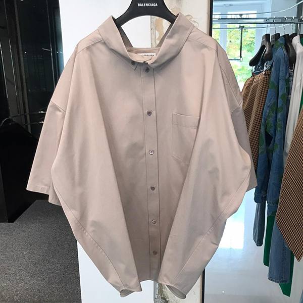 バレンシアガ ポプリン スウィング シャツ コピー 622051 TIM39 バレンシアガ ポプリン スウィング シャツ コピー 622051 TIM39