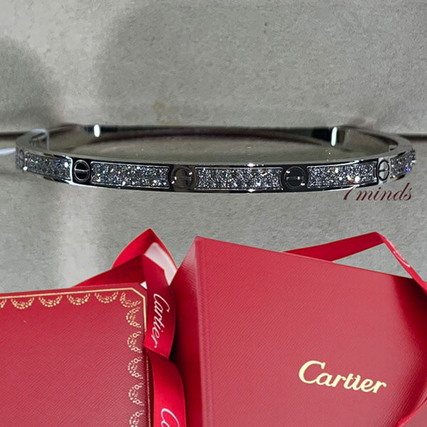 カルティエ - LOVE Bracelet Small, White Gold, Diamonds カルティエ - LOVE Bracelet Small, White Gold, Diamonds