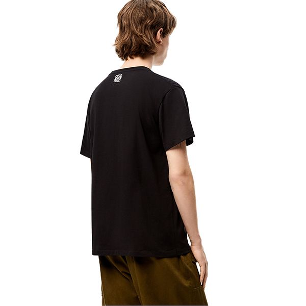 ロエベ☆Joe Brainard 刺繍 ロゴ付き Tシャツ偽物H526Y22J231100 ロエベ☆Joe Brainard 刺繍 ロゴ付き Tシャツ偽物H526Y22J231100