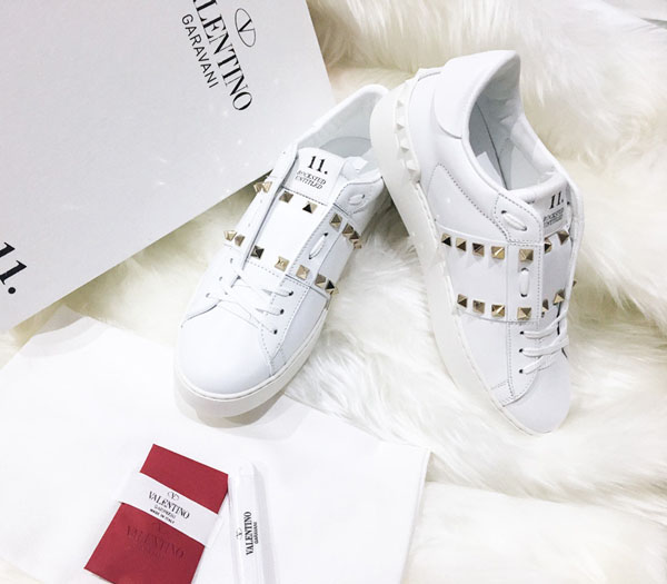 VALENTINO ロックスタッズ アンタイトルド スニーカー ホワイト MY2S0931B ヴァレンティノ スニーカー コピー