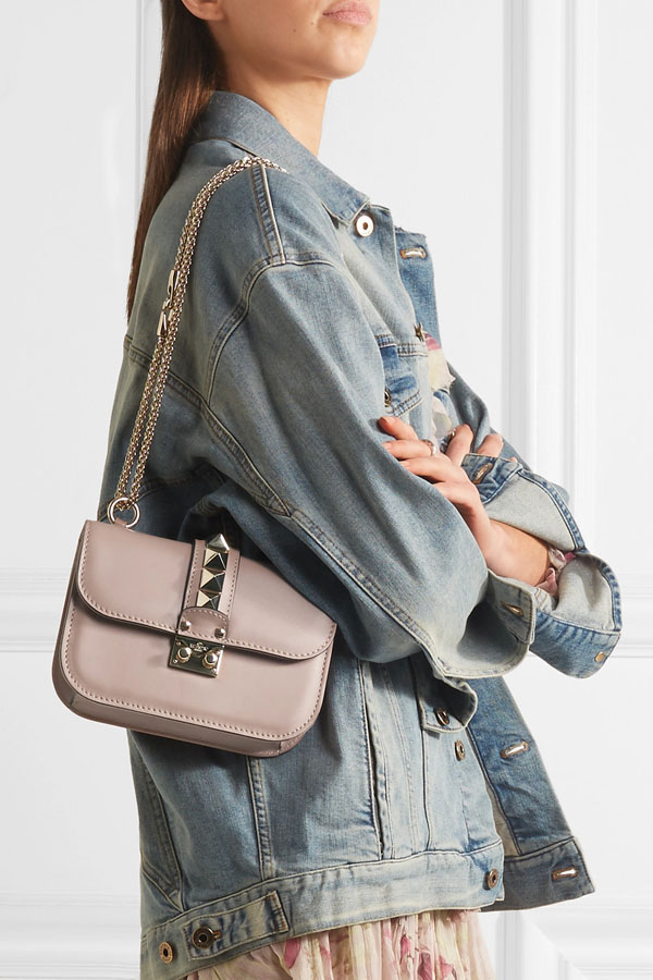 VALENTINO GARAVANI スモール ロック ショルダーバッグ W2B0312VITP45 プードル ヴァレンティノ バッグ スタッズ コピー