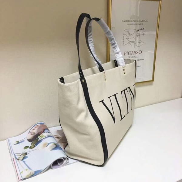 ヴァレンティノ トートバッグスーパーコピー Valentino 19AW新作 大人気 Vltnトートバッグ