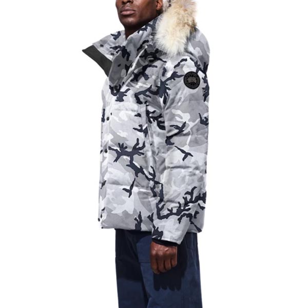 カナダグース スーパーコピー CANADA GOOSE ダウン Wyndham Parka ウィンダム*ブラックレーベル