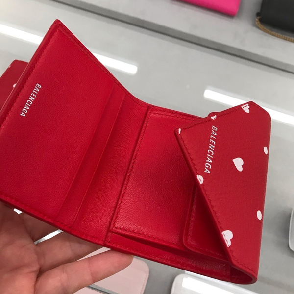 2020年人気新作 バレンシアガ バレンシアガコピー財布 Papier Comp Wallet ペーパー コンパクト ウォレット ハート プリント